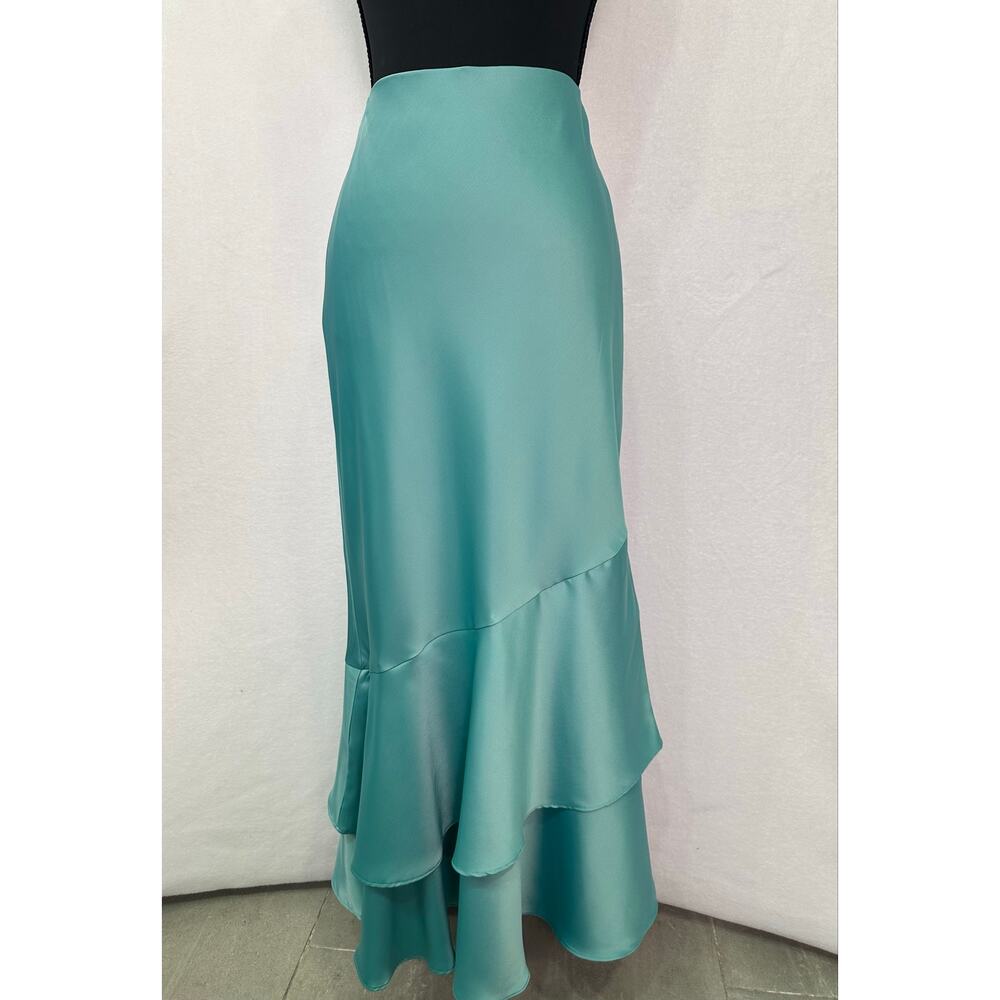 Banana Republic Factory Teal Shadow Satin Pull On Tiered Maxi Skirt Size XS - Picture 3 of 10